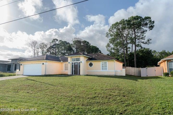 42 Emerson Drive NW, Palm Bay, FL, 32907 photo 2