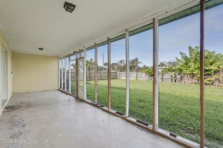 Sreened Porch