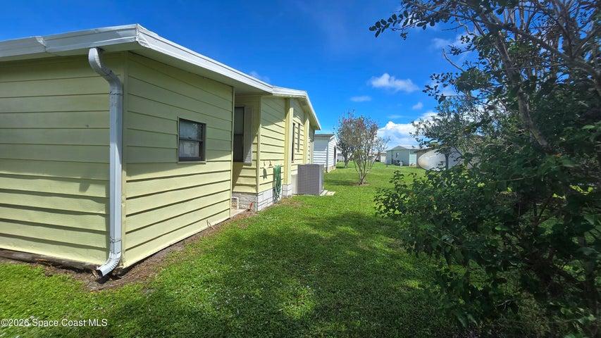 1471 Barefoot Circle, Barefoot Bay, FL, 32976 photo 7