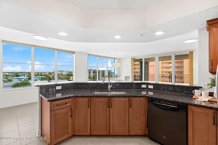 410 Hayes Avenue 402, Cocoa Beach, FL, 32931 photo 23