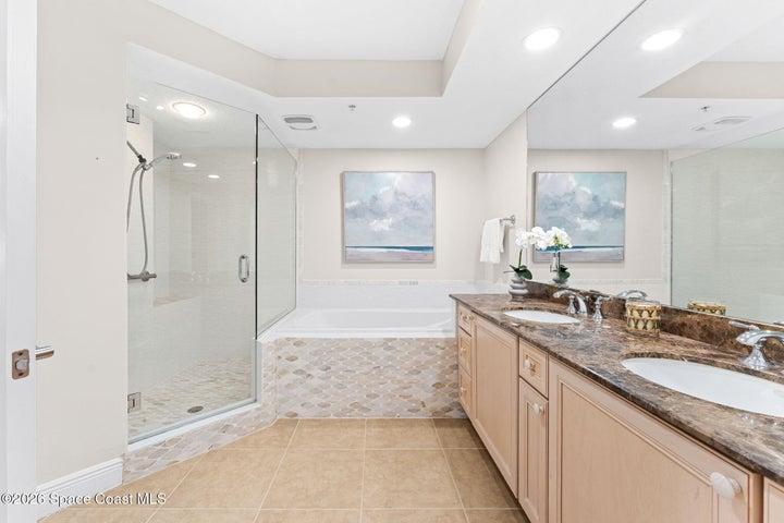410 Hayes Avenue 402, Cocoa Beach, FL, 32931 photo 29
