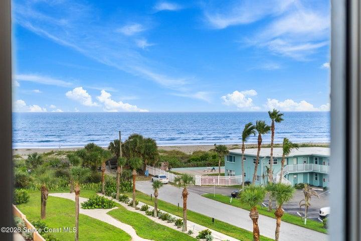 410 Hayes Avenue 402, Cocoa Beach, FL, 32931 photo 2
