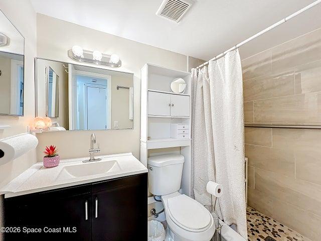 190 E Olmstead Drive F8, Titusville, FL, 32780 photo 23