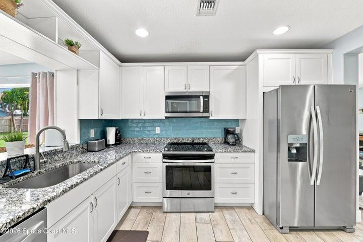 110 W Pasco Lane S, Cocoa Beach, FL, 32931 photo 5
