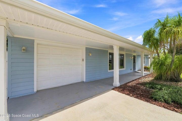110 W Pasco Lane S, Cocoa Beach, FL, 32931 photo 3