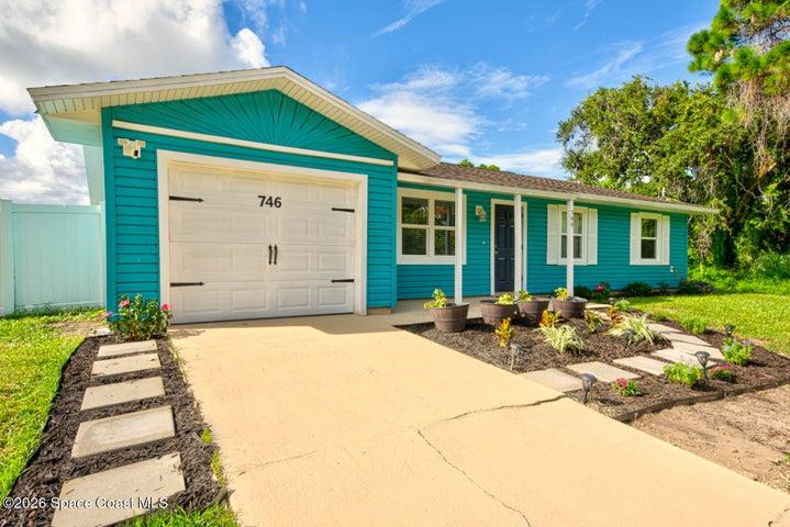 746 Lynbrook Street NW, Palm Bay, FL, 32907 photo 2