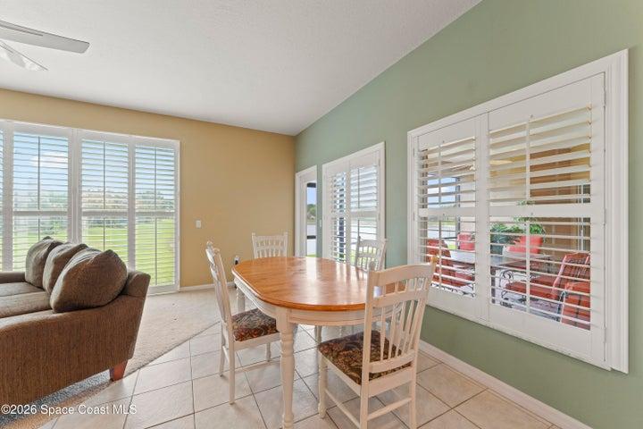 Kitchen Eat In Area
