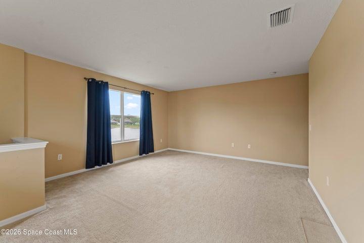 Large, Bonus Room/Loft