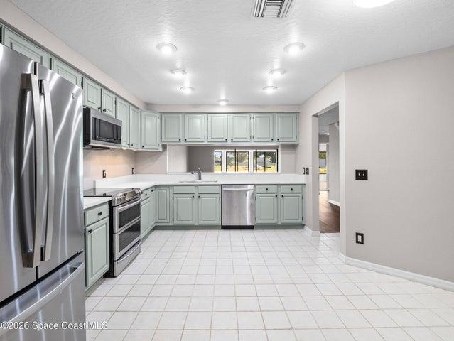 1314 Island Green Drive NE B2-15, Palm Bay, FL, 32905 photo 6