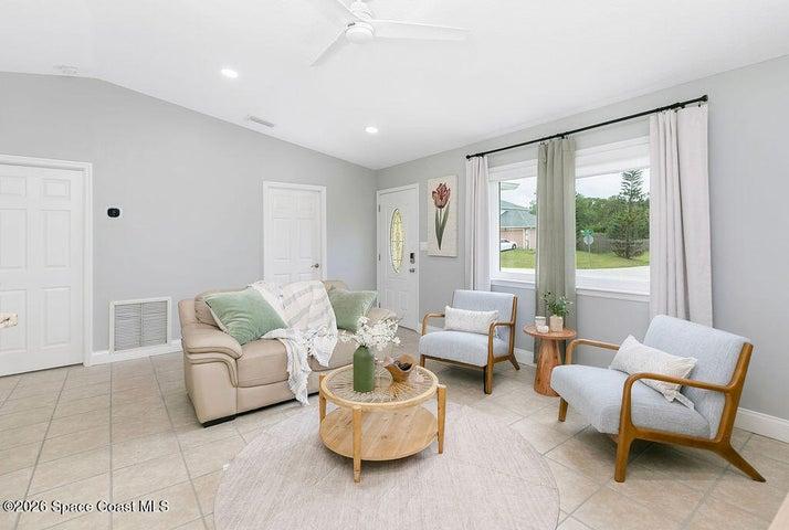 1099 NW Albion Street NW, Palm Bay, FL, 32907 photo 2
