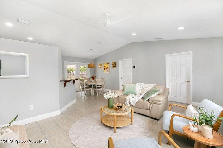 1099 NW Albion Street NW, Palm Bay, FL, 32907 photo 3