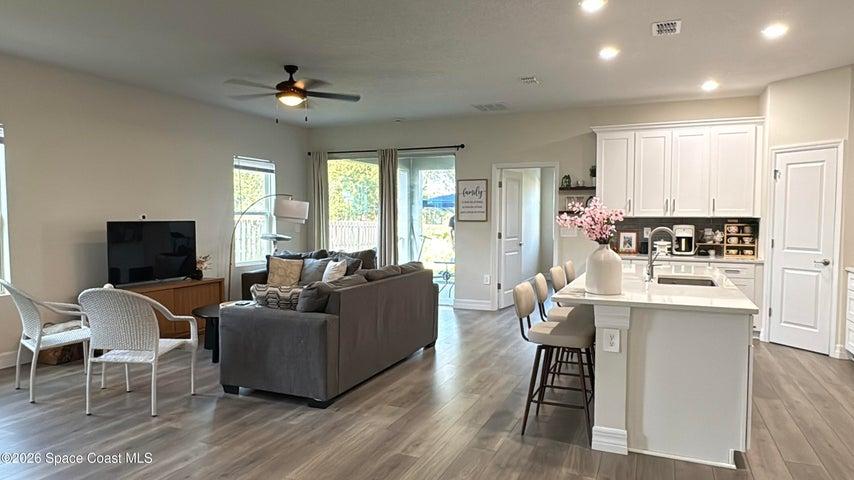 473 Tropicaire Avenue SW, Palm Bay, FL, 32908 photo 4