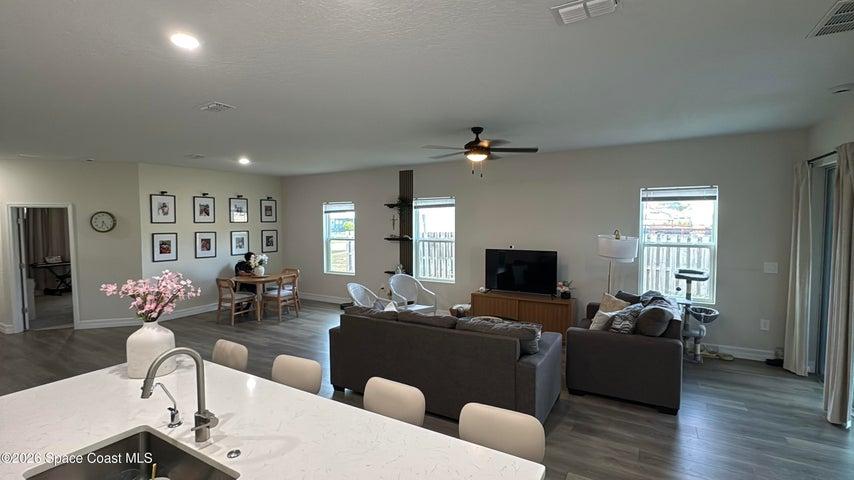 473 Tropicaire Avenue SW, Palm Bay, FL, 32908 photo 22
