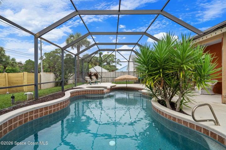 1044 Harbor Pines Drive, Merritt Island, FL, 32952 photo 5