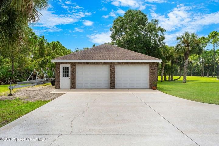 5453 The Willows Drive, Melbourne, FL, 32934 photo 10