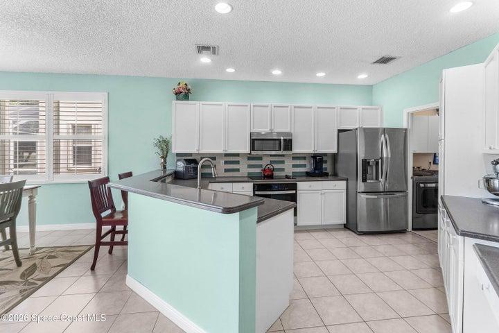2129 Reston Circle, Royal Palm Beach, FL, 33411 photo 8