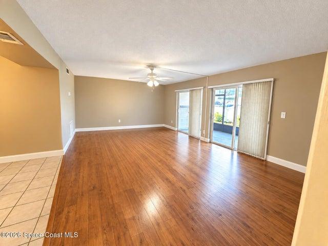 Huge living room - double sliders! (virtually unstaged)