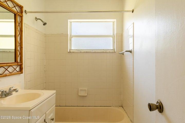 2310 Canterbury Lane, Melbourne, FL, 32935 photo 12