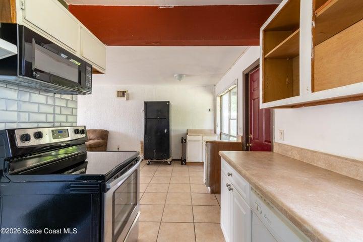 2310 Canterbury Lane, Melbourne, FL, 32935 photo 17