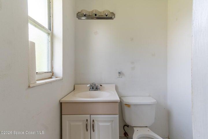 2310 Canterbury Lane, Melbourne, FL, 32935 photo 36