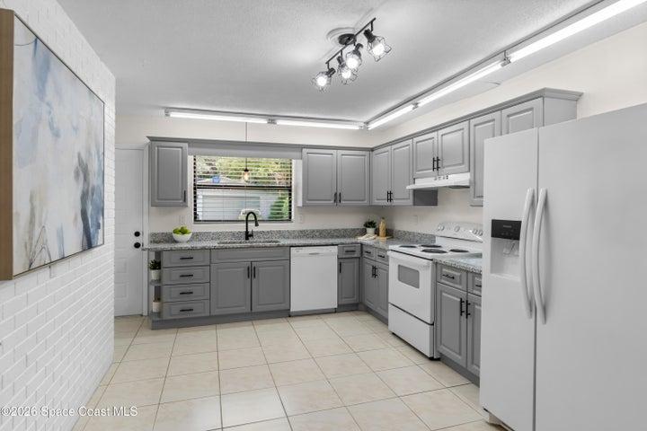 1481 Derbyshire Road, Daytona Beach, FL, 32117 photo 13