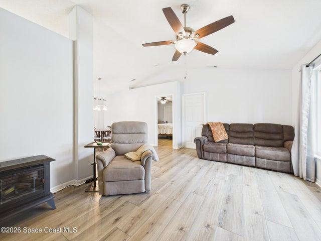 977 Fulton Way, Sebastian, FL, 32958 photo 5