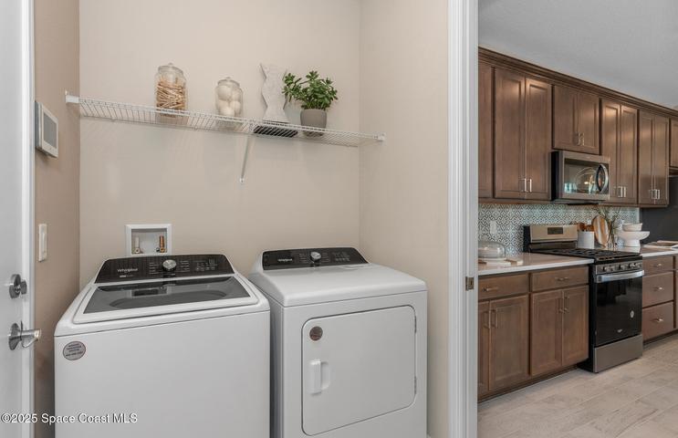 Model Home Design Only. Pictures and furnishings are for illustrative purposes only. Elevations, colors and options may vary. Furniture is for model home staging only.