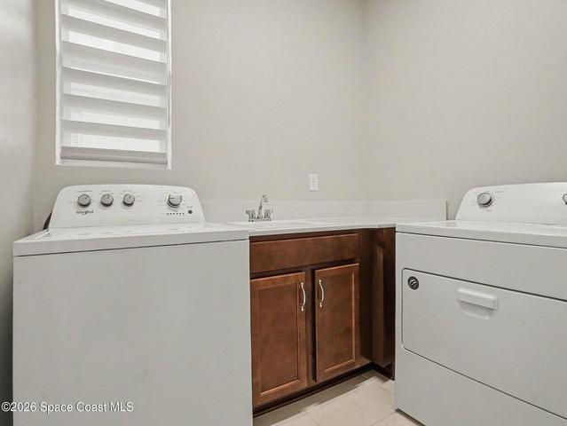 3128 Songbird Circle, Harmony, FL, 34773 photo 11