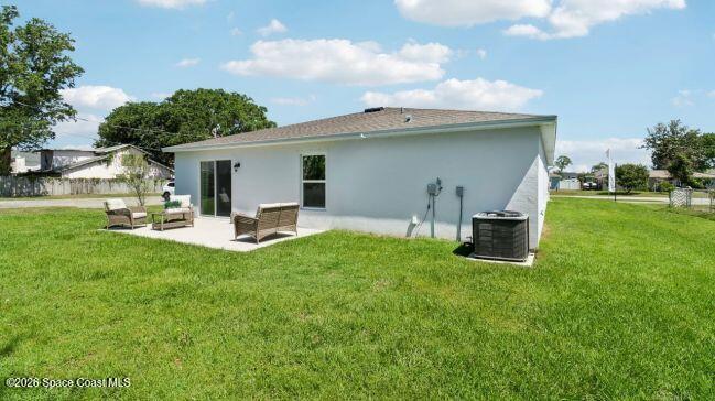 Model home - actual features may vary.
