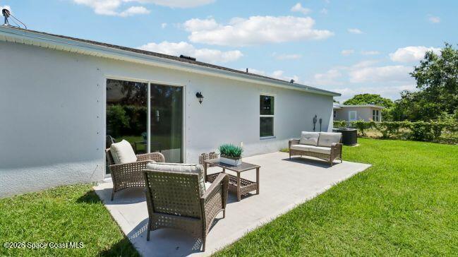 Model home - actual features may vary.