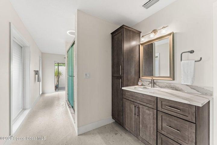 Primary En-Suite