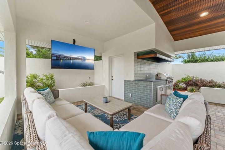 Outdoor Living & Entertaining