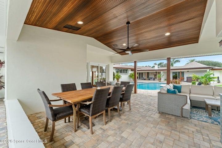 Outdoor Living & Entertaining