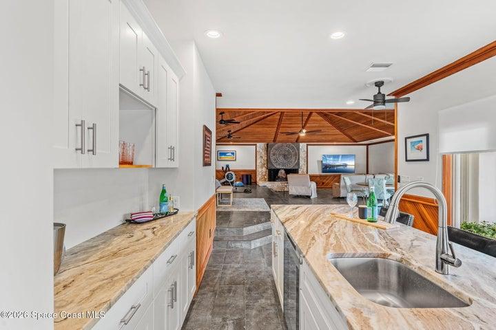 Guest House kitchen