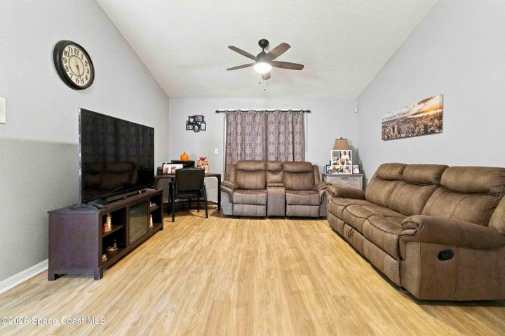 997 Hood Street NW, Palm Bay, FL, 32907 photo 4