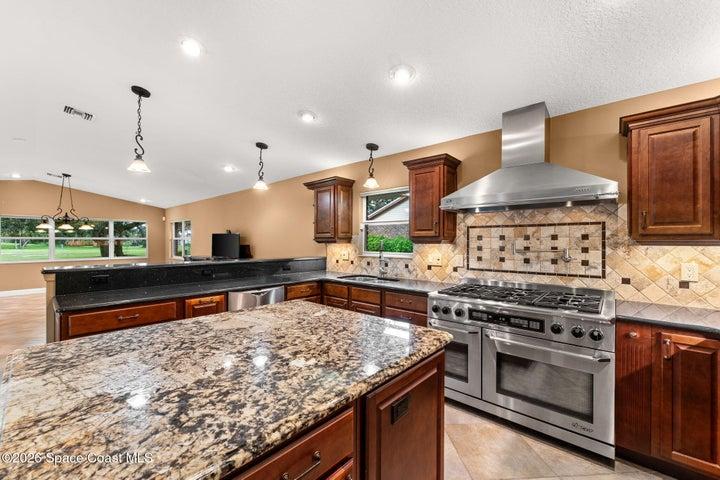 3810 Oakhill Drive, Titusville, FL, 32780 photo 10