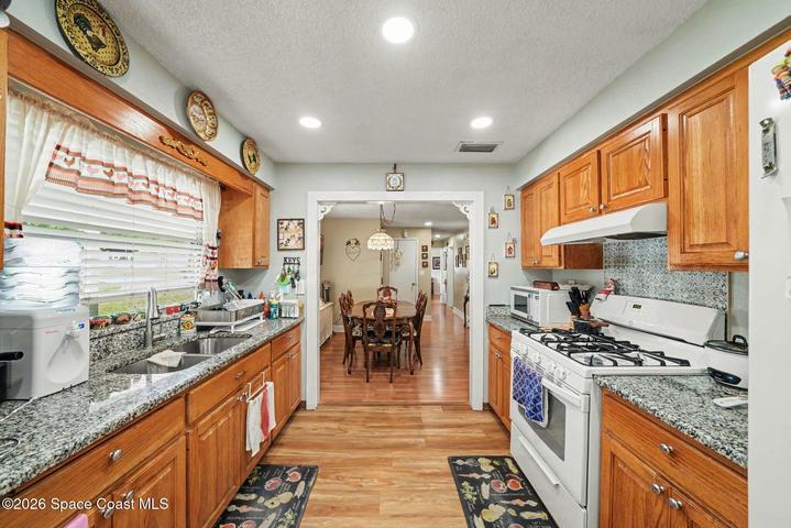 2399 Kimberly Drive, Deltona, FL, 32738 photo 13