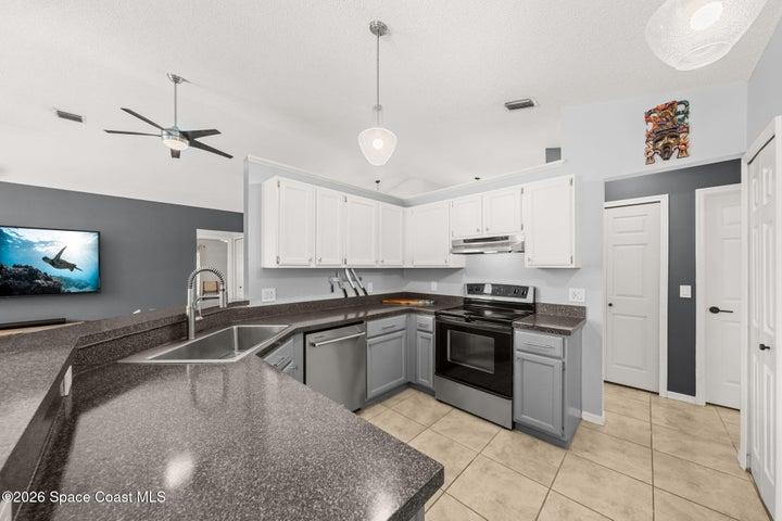 3382 Lake View Circle, Melbourne, FL, 32934 photo 13