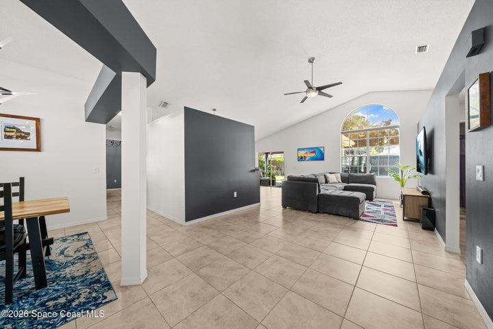 3382 Lake View Circle, Melbourne, FL, 32934 photo 9