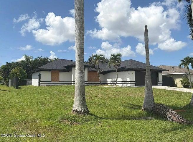 930 SW 33rd Terrace, Cape Coral, FL, 33914 photo 3