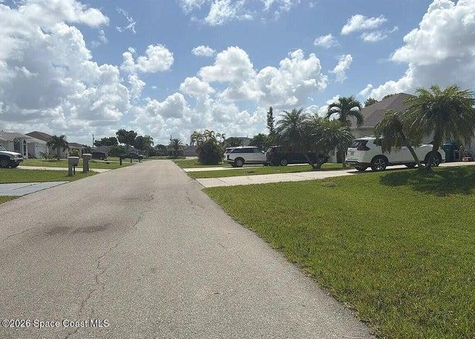 930 SW 33rd Terrace, Cape Coral, FL, 33914 photo 5