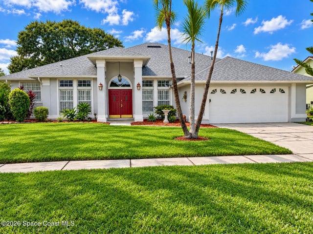Awesome family neighborhood with sidewalks! Beachside schools as well...