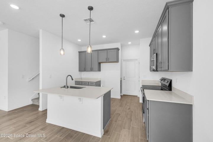 906 Castleford Avenue NE, Palm Bay, FL, 32905 photo 10