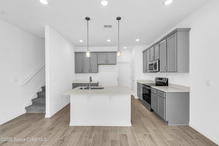 906 Castleford Avenue NE, Palm Bay, FL, 32905 photo 11