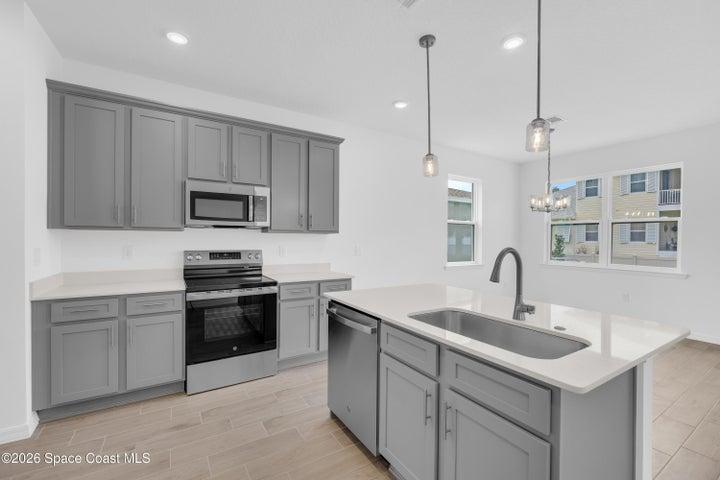 906 Castleford Avenue NE, Palm Bay, FL, 32905 photo 13