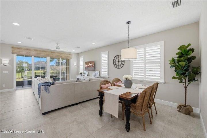 Plantation shutters