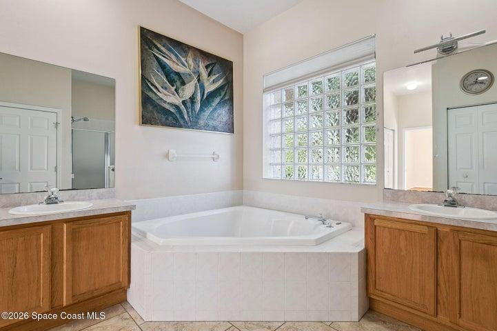 7870 Olive Grove Avenue, West Melbourne, FL, 32904 photo 29
