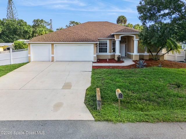 7870 Olive Grove Avenue, West Melbourne, FL, 32904 photo 3
