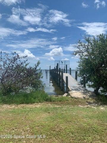 Community dock