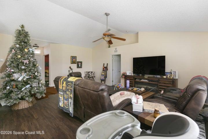 382 Hatcher Street SE, Palm Bay, FL, 32909 photo 6